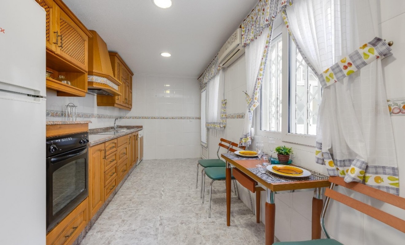 Wederverkoop - Appartement - Torrevieja - torrevieja