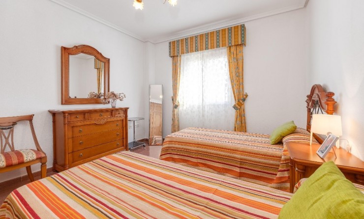 Wederverkoop - Appartement - Torrevieja - torrevieja