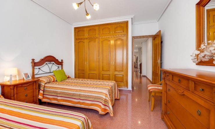 Wederverkoop - Appartement - Torrevieja - torrevieja