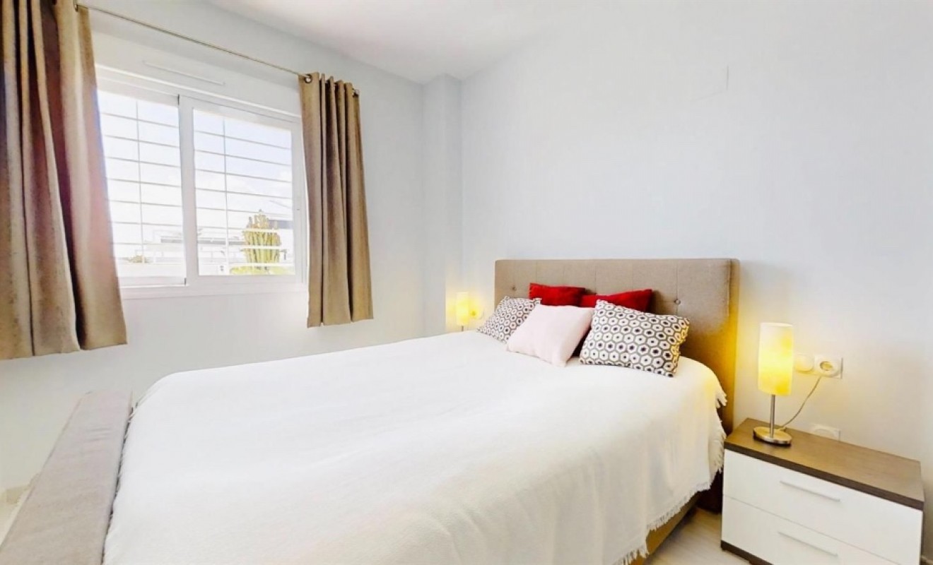 Revente - Appartement - Punta Prima