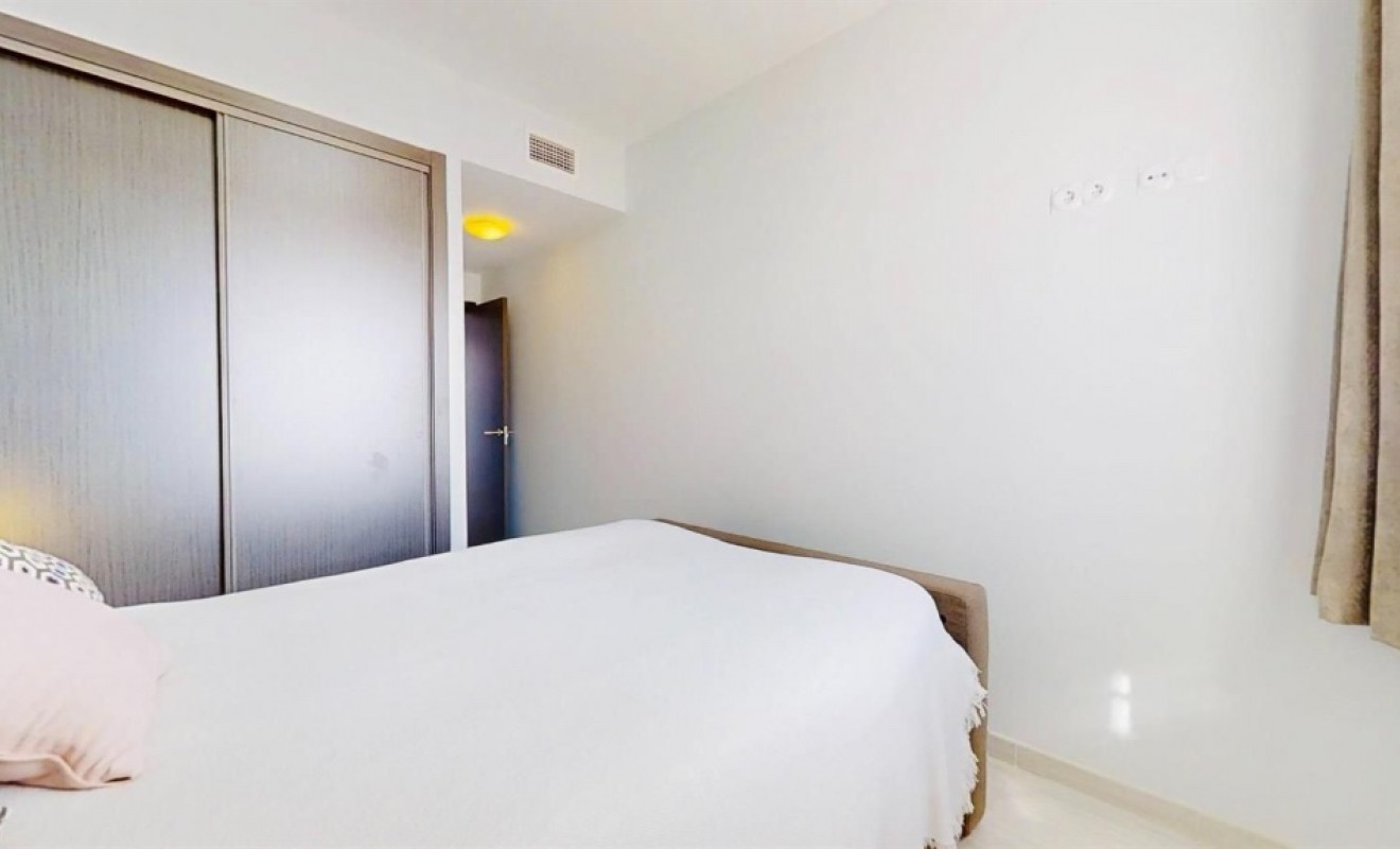 Revente - Appartement - Punta Prima