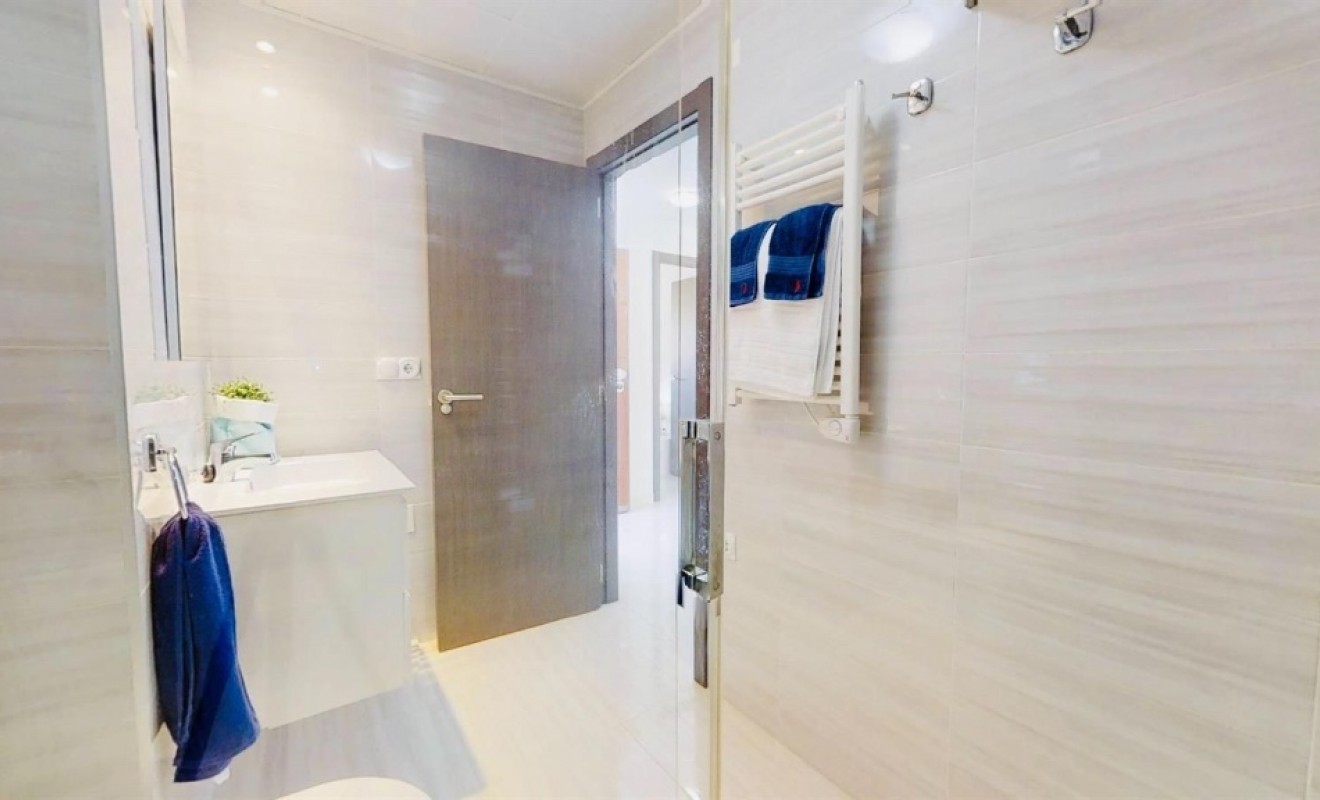 Revente - Appartement - Punta Prima