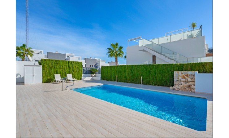 Sale - Townhouse - Punta Prima