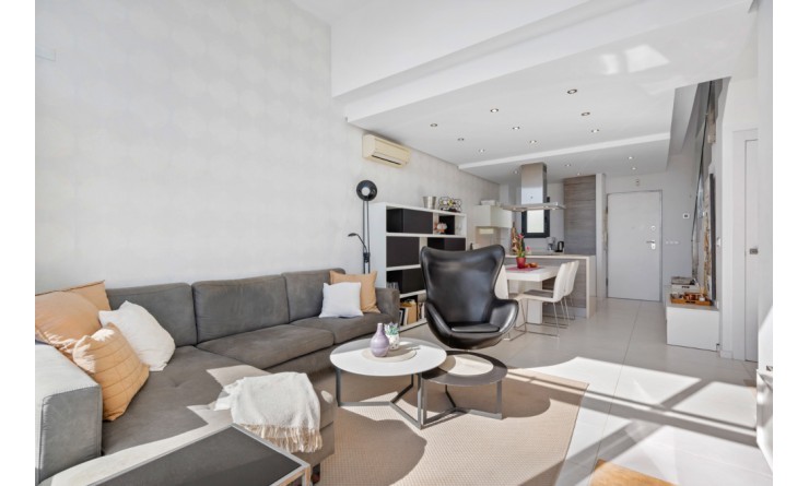 Sale - Townhouse - Punta Prima