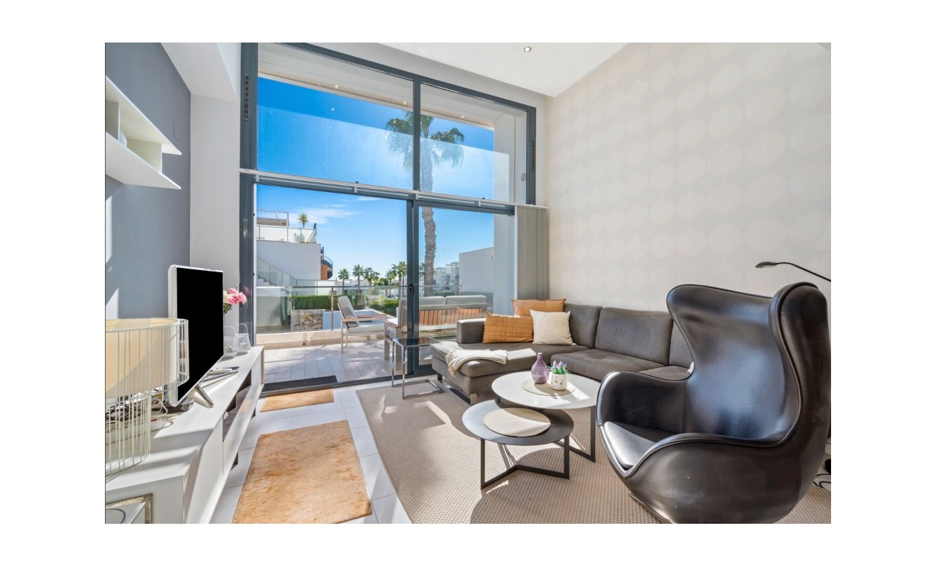 Sale - Townhouse - Punta Prima