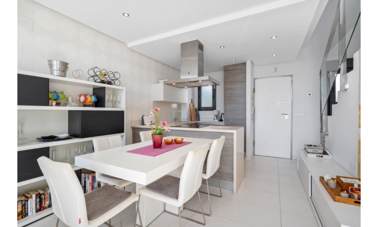 Sale - Townhouse - Punta Prima