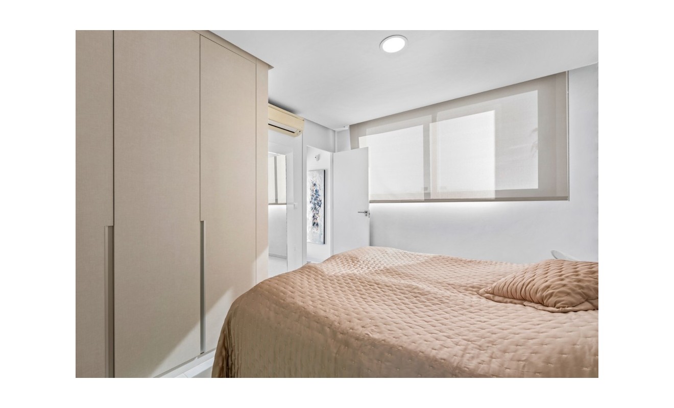 Sale - Townhouse - Punta Prima