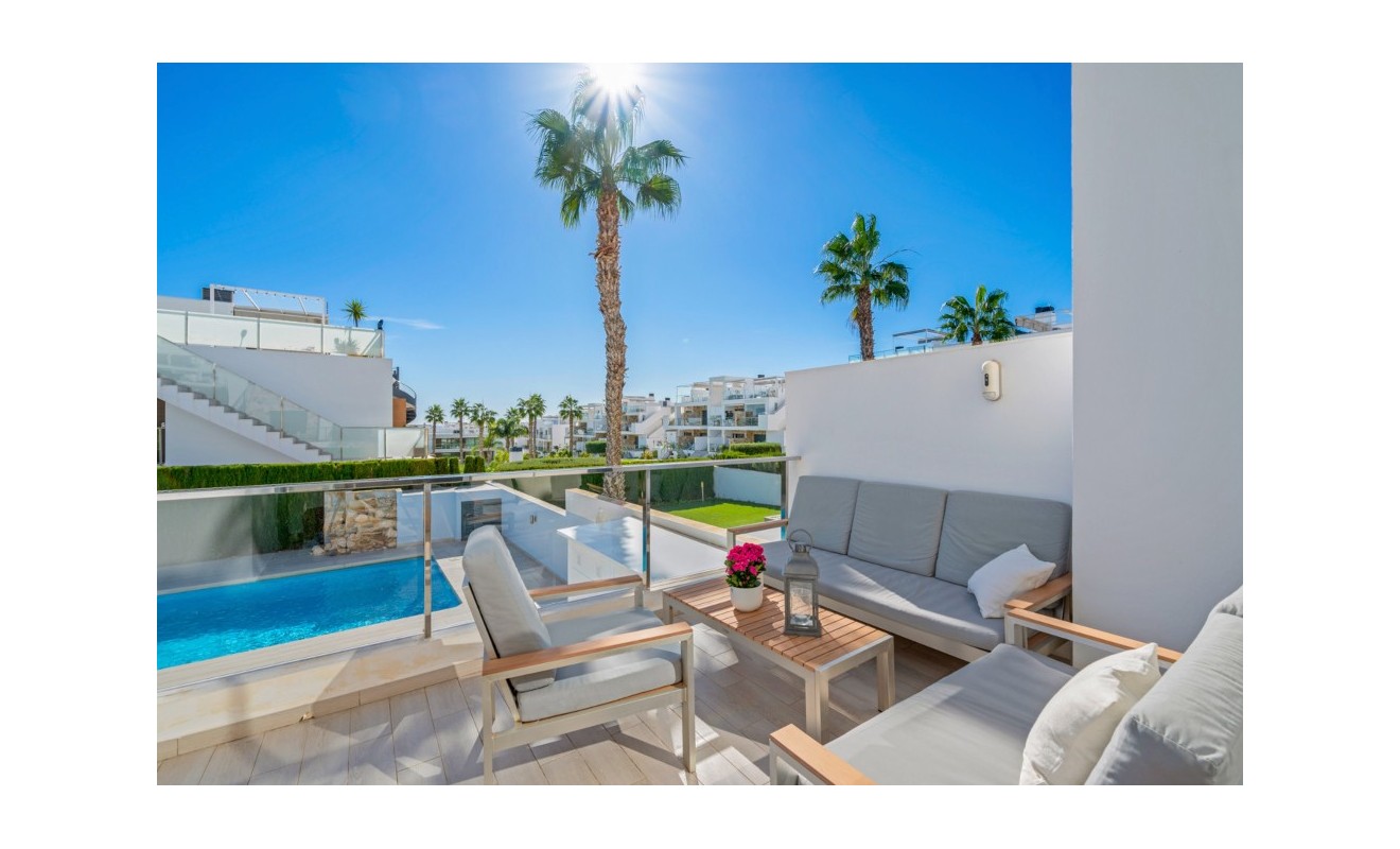 Sale - Townhouse - Punta Prima