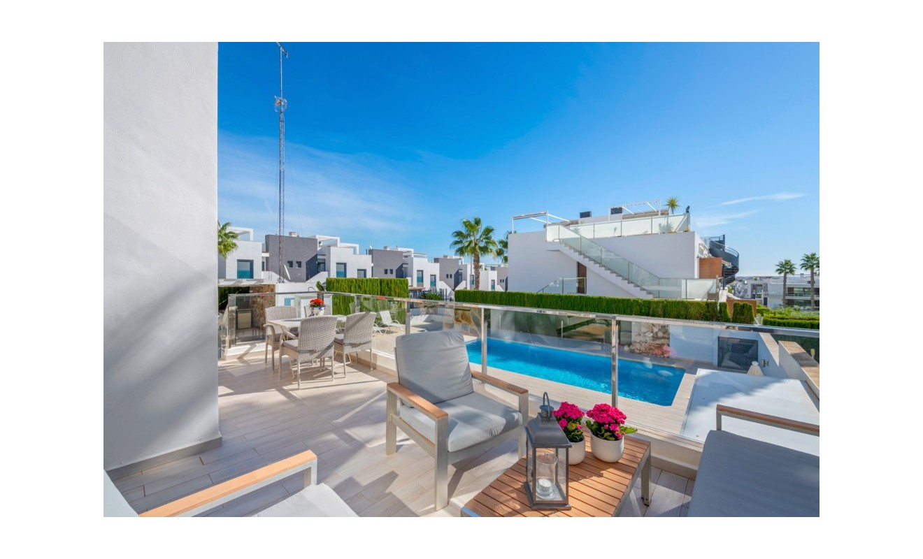 Sale - Townhouse - Punta Prima