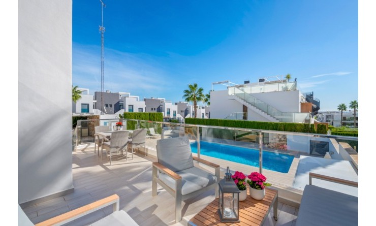 Sale - Townhouse - Punta Prima