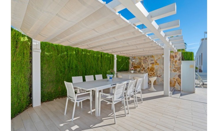 Sale - Townhouse - Punta Prima