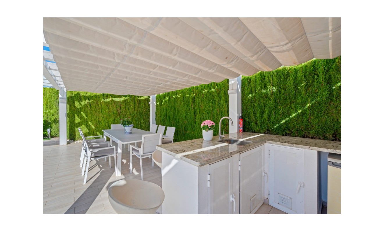 Sale - Townhouse - Punta Prima