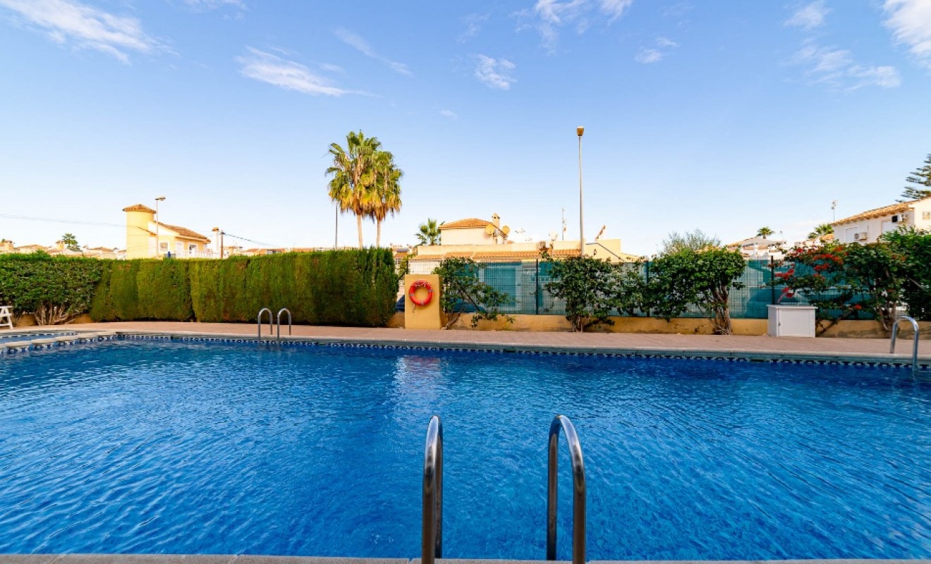 Sale - Apartment - Orihuela Costa - Playa Flamenca