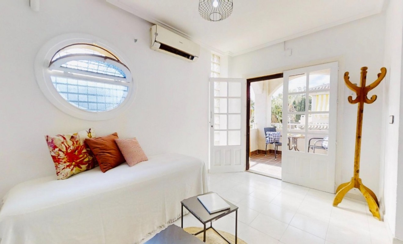 Sale - Apartment - Punta Prima