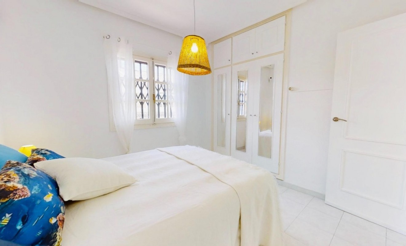 Sale - Apartment - Punta Prima