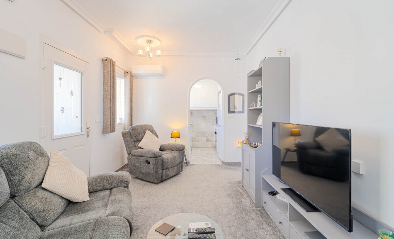 Sale - Villa - Orihuela Costa - Los Altos