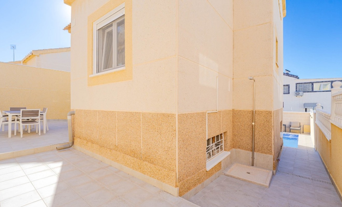 Sale - Villa - Orihuela Costa - Los Altos