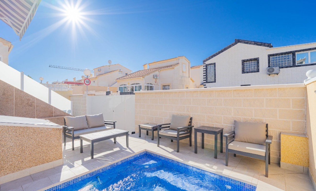 Sale - Villa - Orihuela Costa - Los Altos