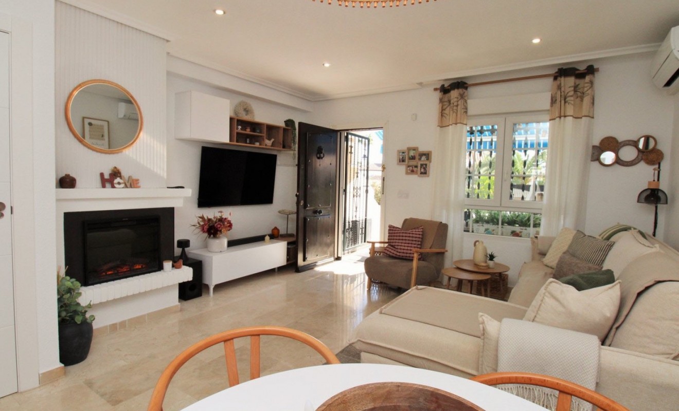 Revente - 2. Town house - Orihuela Costa - Villamartín