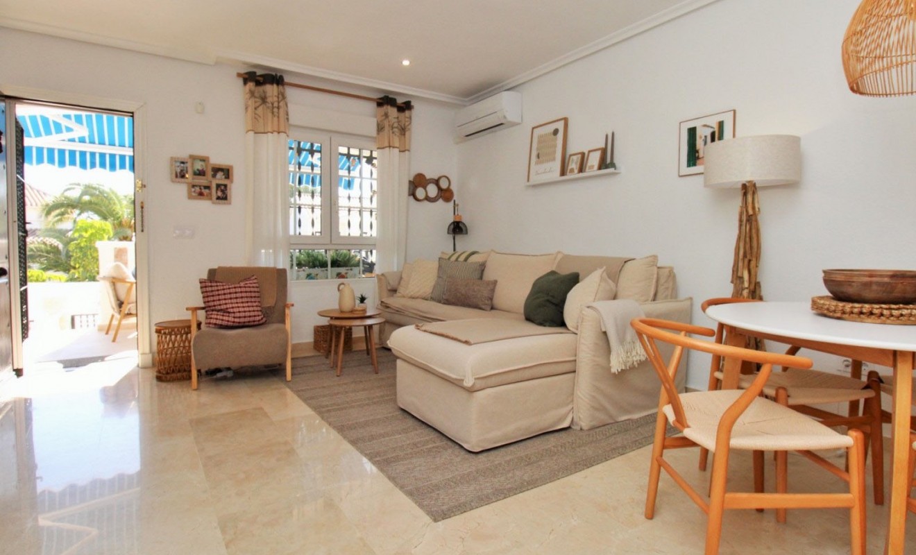 Revente - 2. Town house - Orihuela Costa - Villamartín