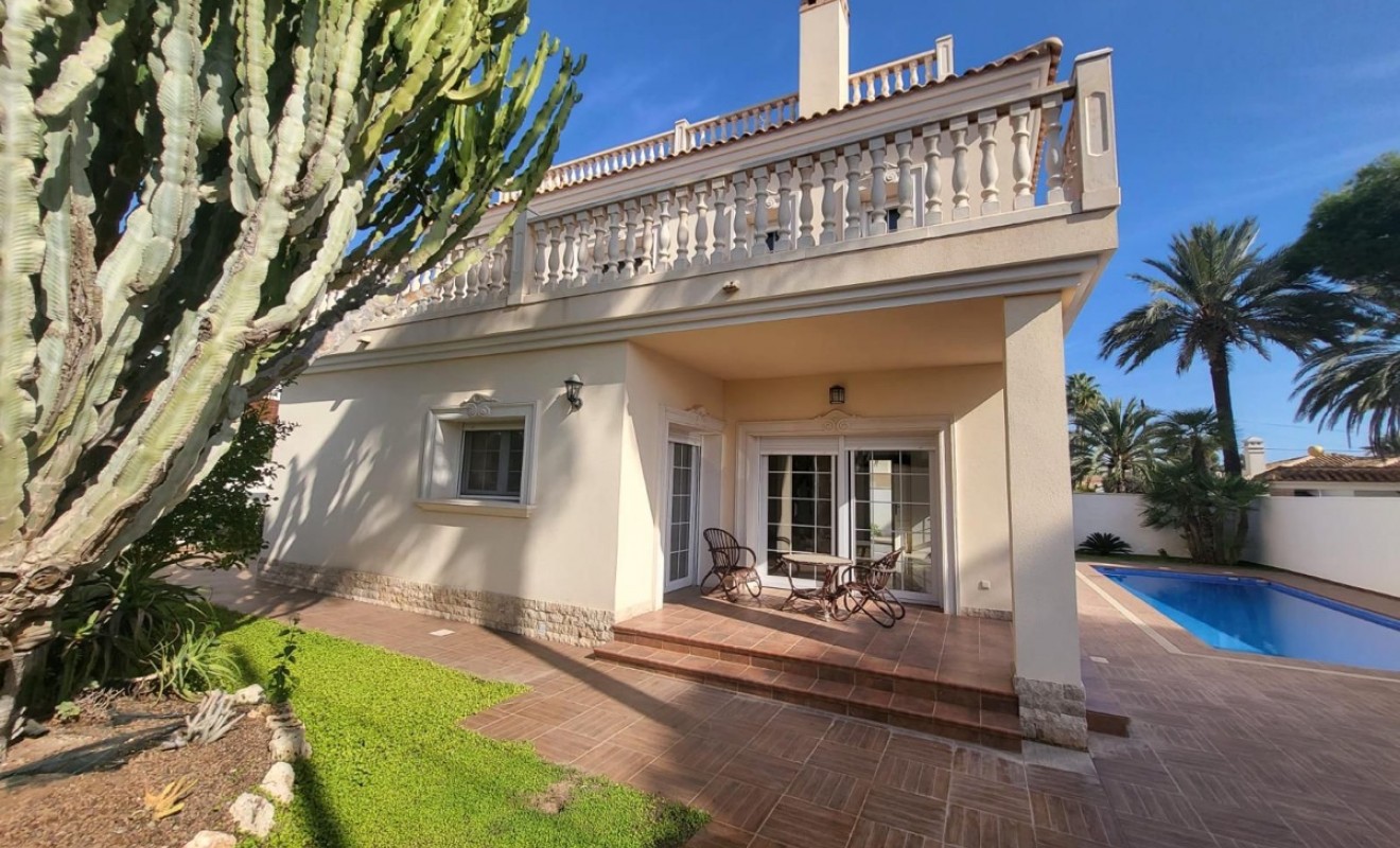 Revente - Villa - Cabo Roig