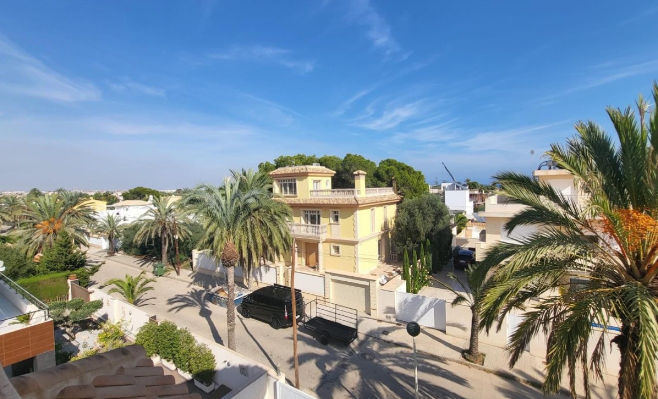 Revente - Villa - Cabo Roig
