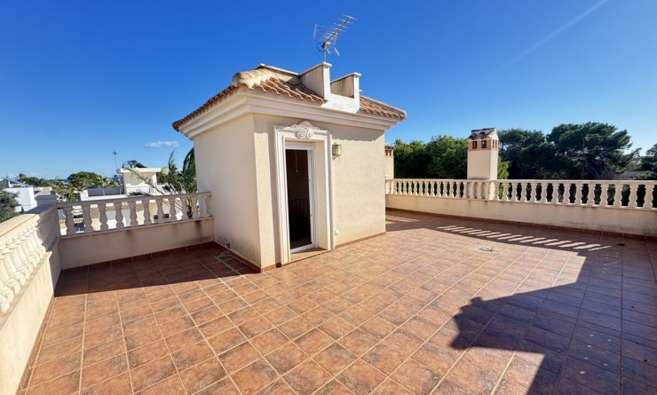 Revente - Villa - Cabo Roig