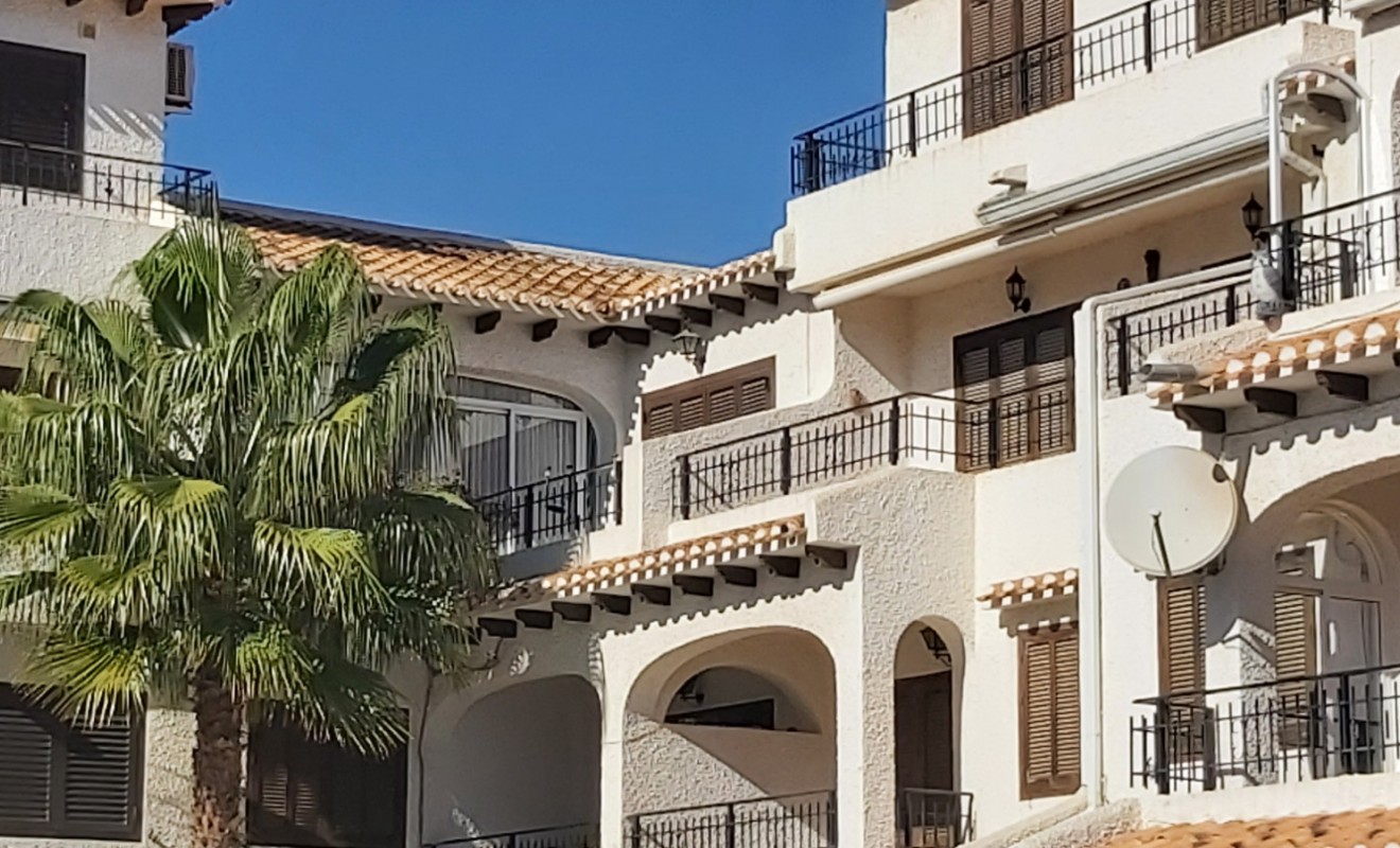 Revente - Apartment / flat - Cabo Roig