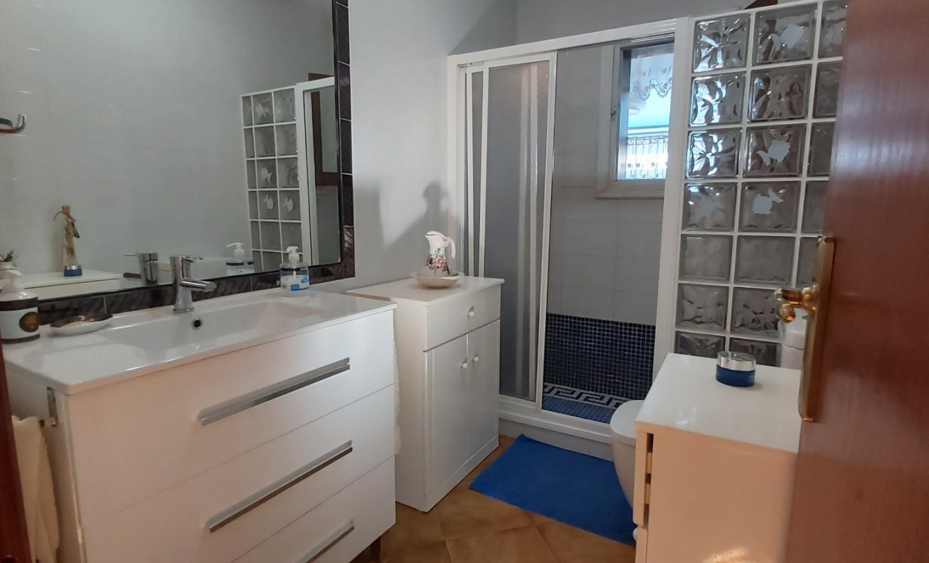 Revente - Apartment / flat - Cabo Roig