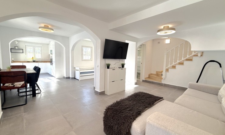 Sale - semi_detached_house - Orihuela - Costa Blanca Sur