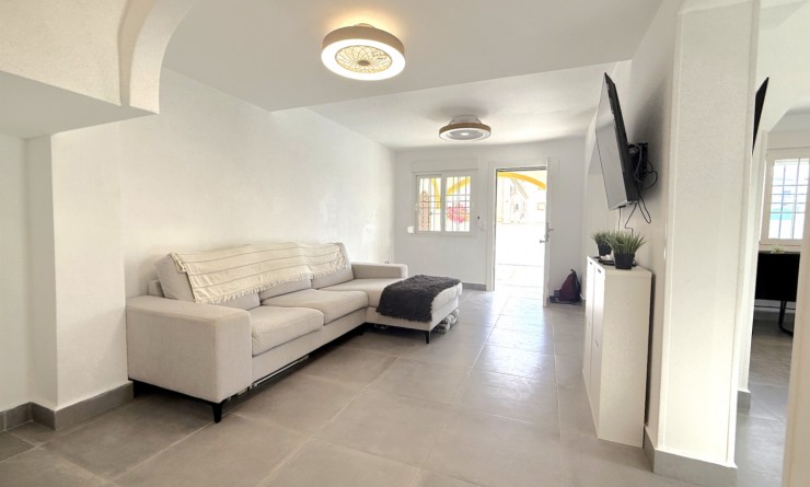 Sale - semi_detached_house - Orihuela - Costa Blanca Sur