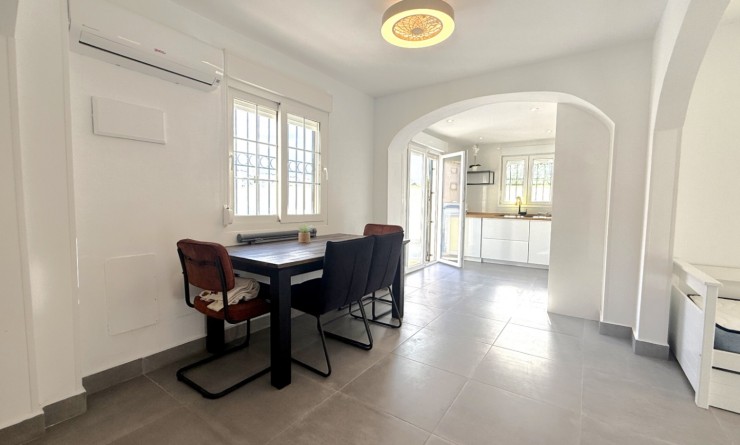 Sale - semi_detached_house - Orihuela - Costa Blanca Sur