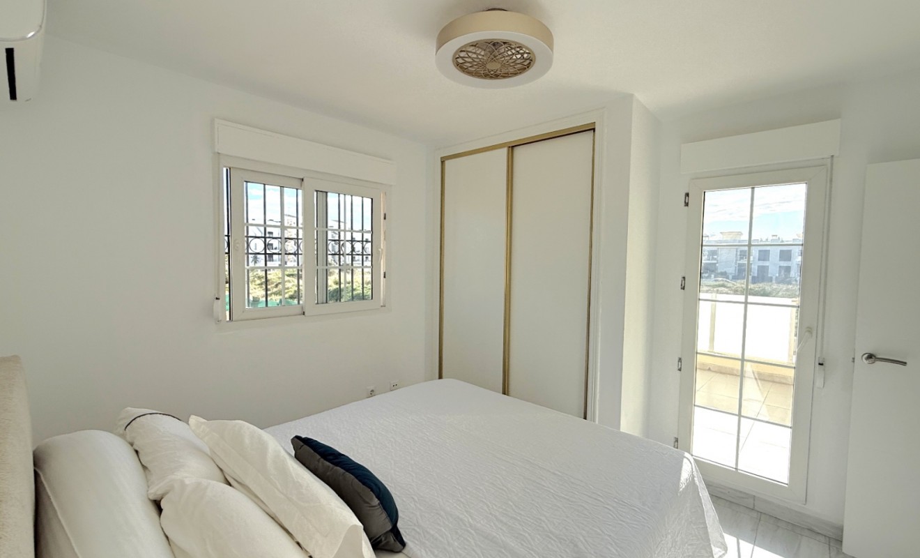 Sale - semi_detached_house - Orihuela - Costa Blanca Sur