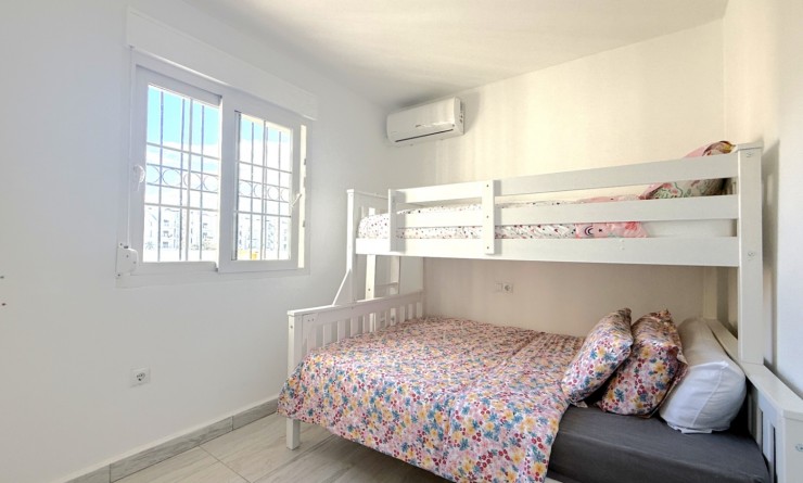 Sale - semi_detached_house - Orihuela - Costa Blanca Sur