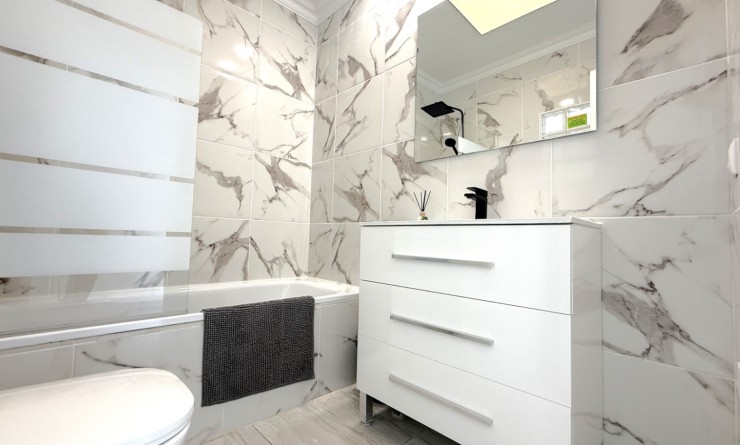 Sale - semi_detached_house - Orihuela - Costa Blanca Sur