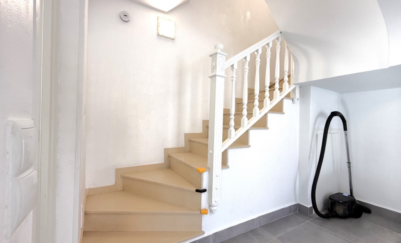 Sale - semi_detached_house - Orihuela - Costa Blanca Sur