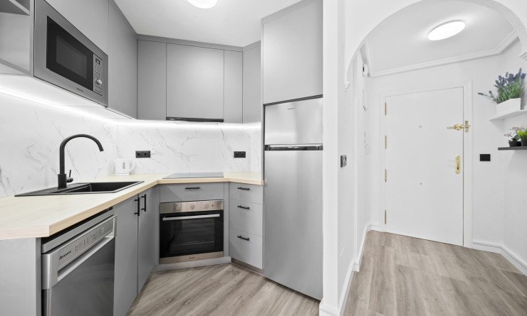 Wederverkoop - Apartamento - Torrevieja - Centro