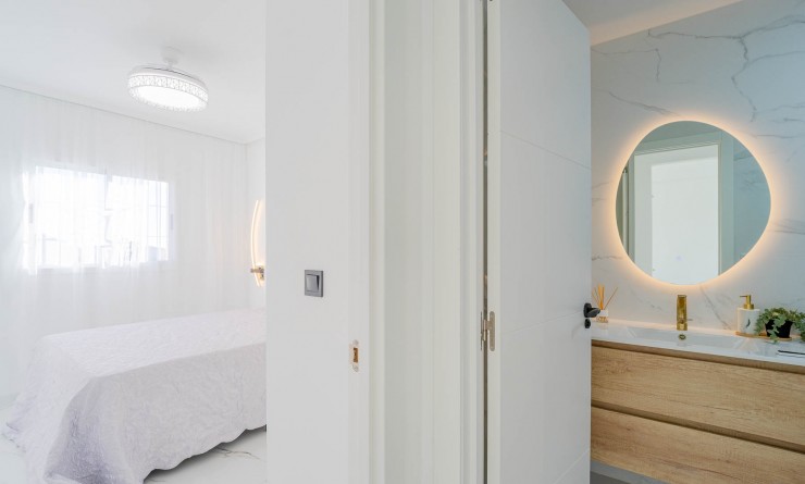 Wederverkoop - 1. Apartment / flat - Orihuela Costa - Playa Flamenca