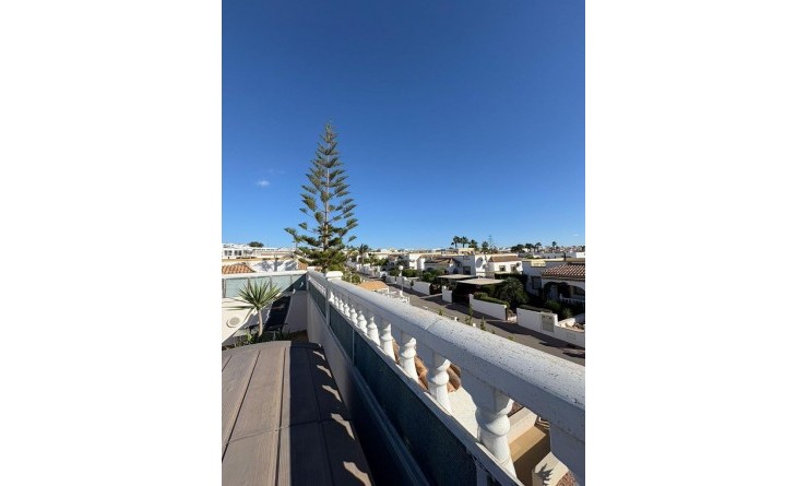 Sale - Semi-detached Villa - San Fulgencio