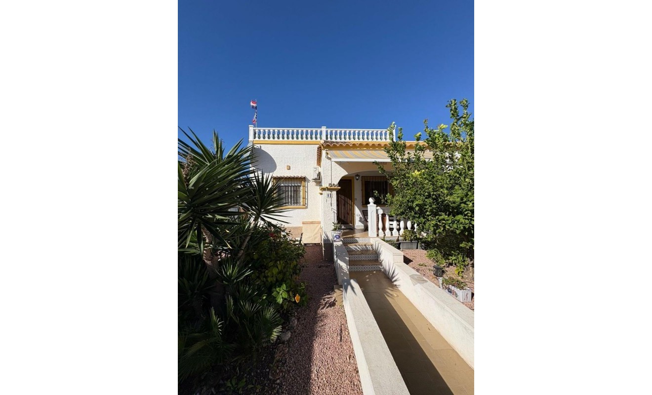 Sale - Semi-detached Villa - San Fulgencio