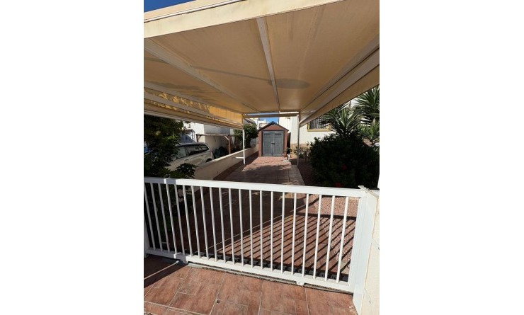 Sale - Semi-detached Villa - San Fulgencio