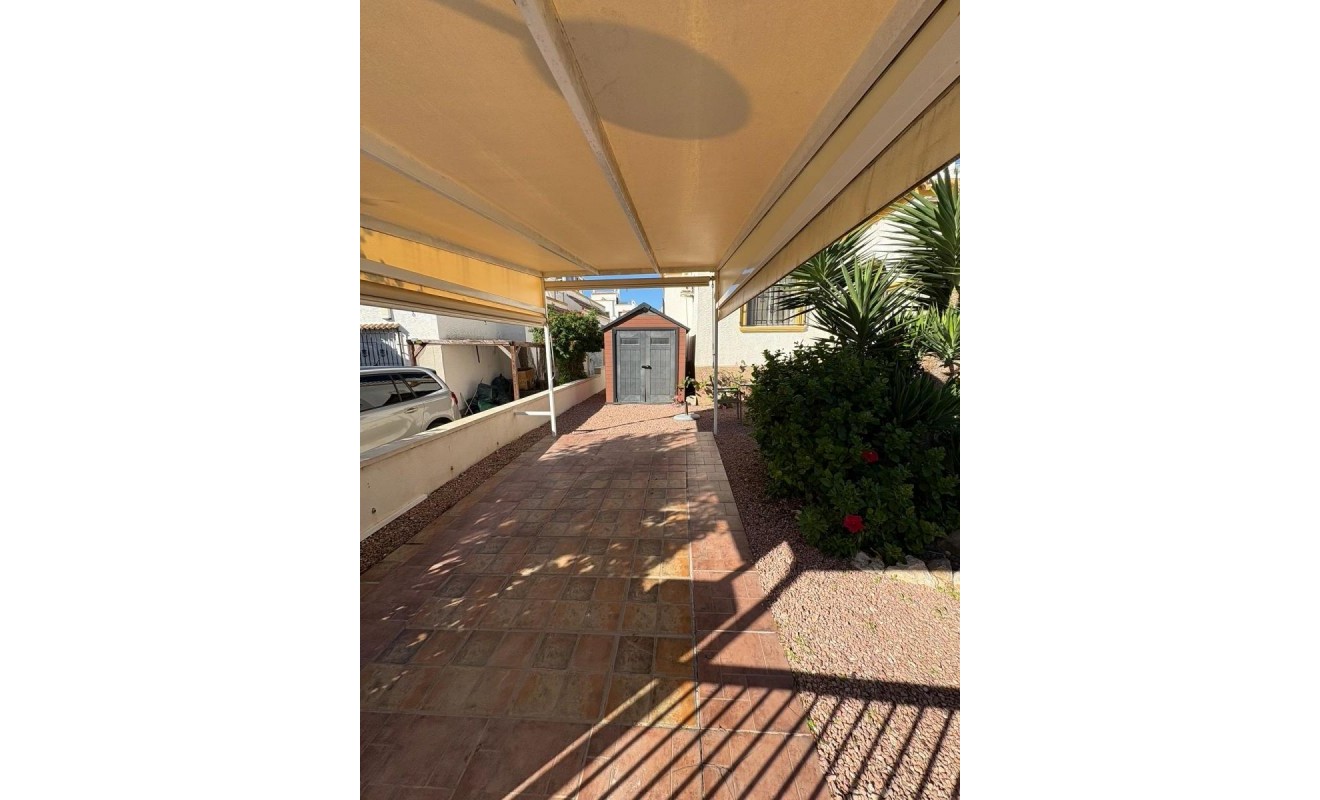 Sale - Semi-detached Villa - San Fulgencio