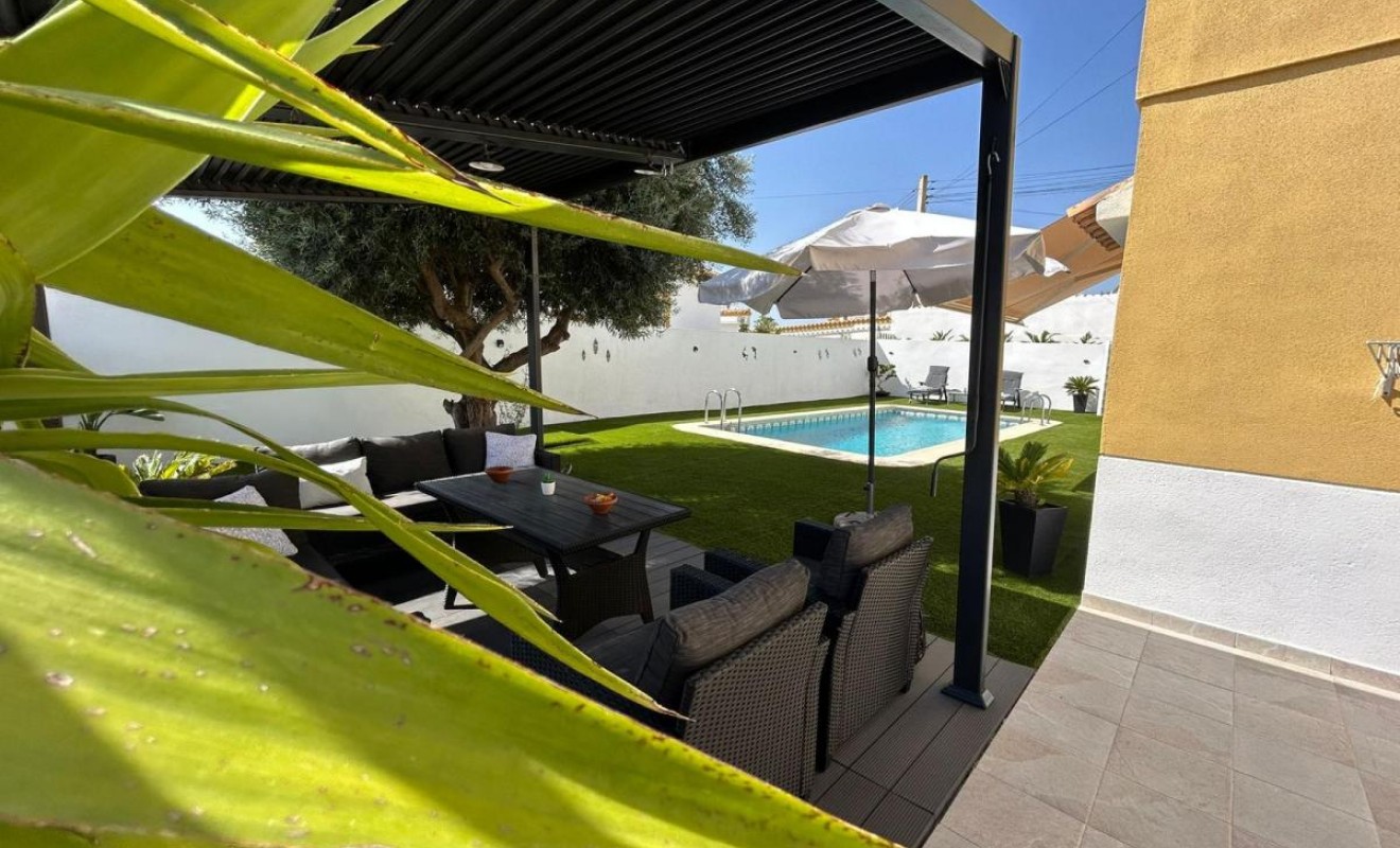Revente - Detached villa - San Miguel de Salinas