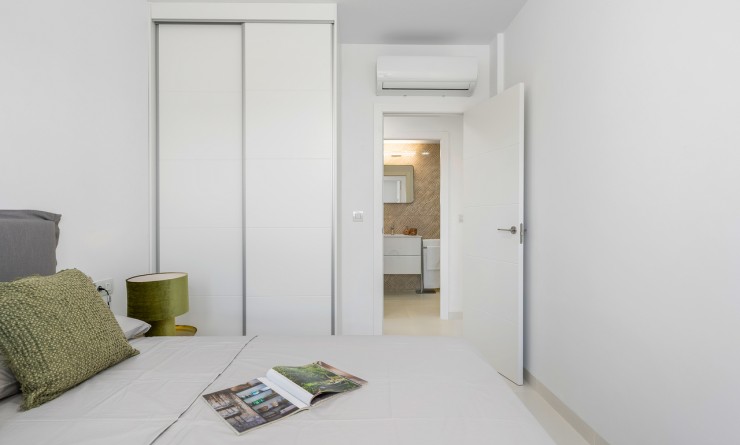 Sale - Apartment - San Miguel de Salinas