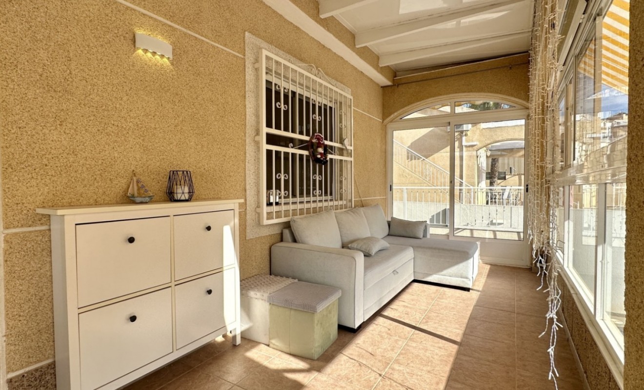 Wederverkoop - Detached villa - Orihuela Costa - Los Dolses