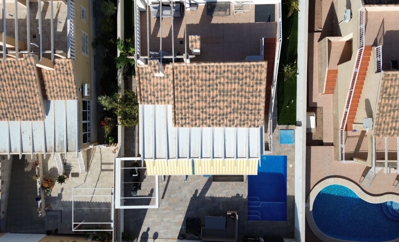 Wederverkoop - Detached villa - Orihuela Costa - Los Dolses