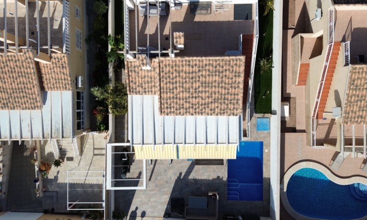 Wederverkoop - Detached villa - Orihuela Costa - Los Dolses