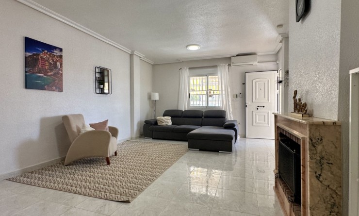 Wederverkoop - Detached villa - Orihuela Costa - Los Dolses