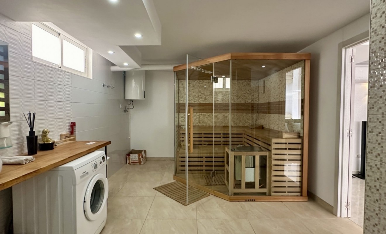 Wederverkoop - Detached villa - Orihuela Costa - Los Dolses