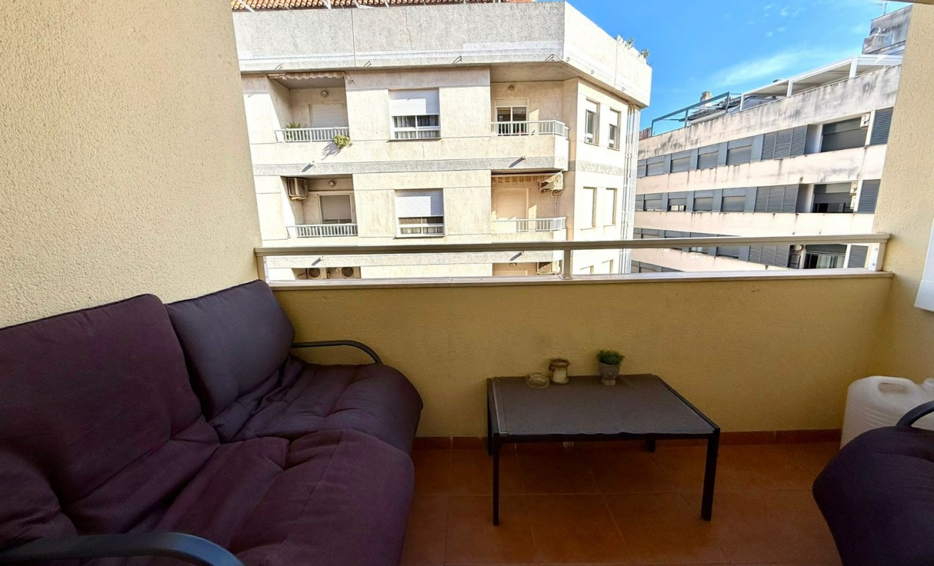Wederverkoop - Apartment / flat - Denia - Center